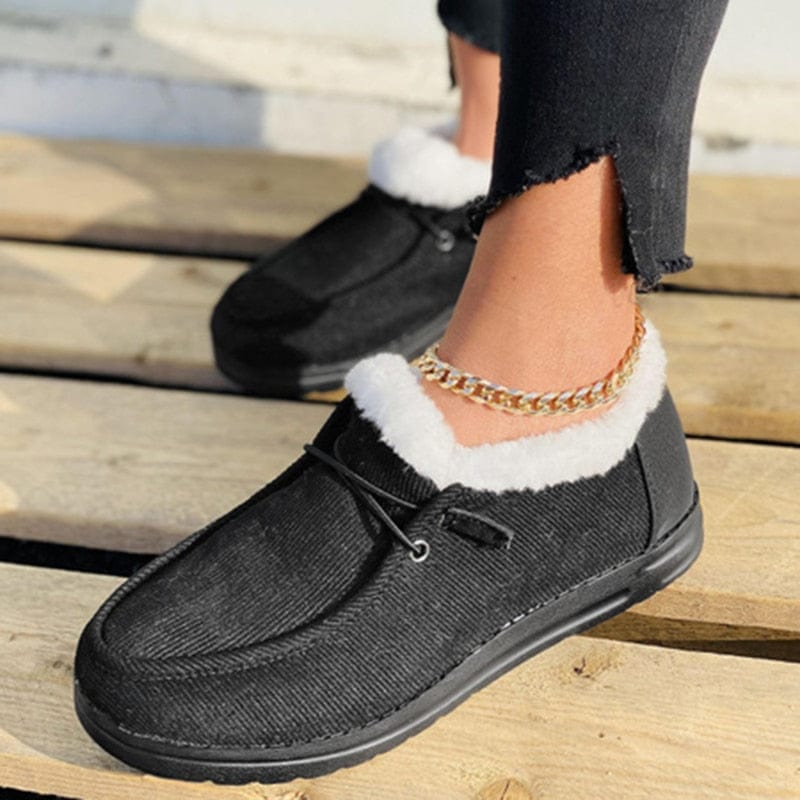 Taylor Moccasin : Australian Merino Shearling Sheepskin Black / 5 Shoe